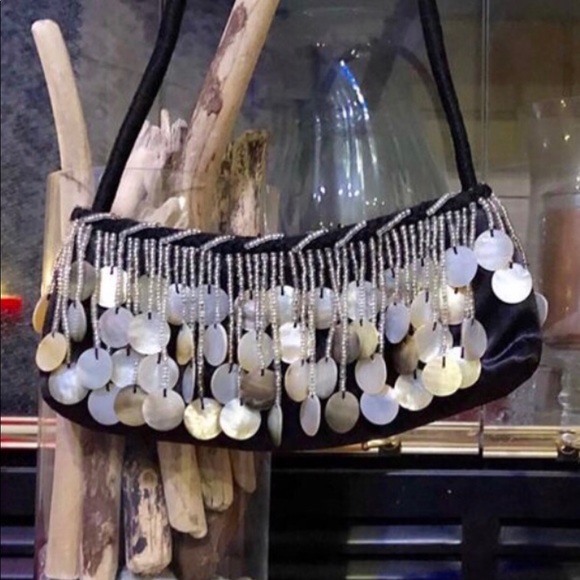 Handbag - Picture 2 of 3